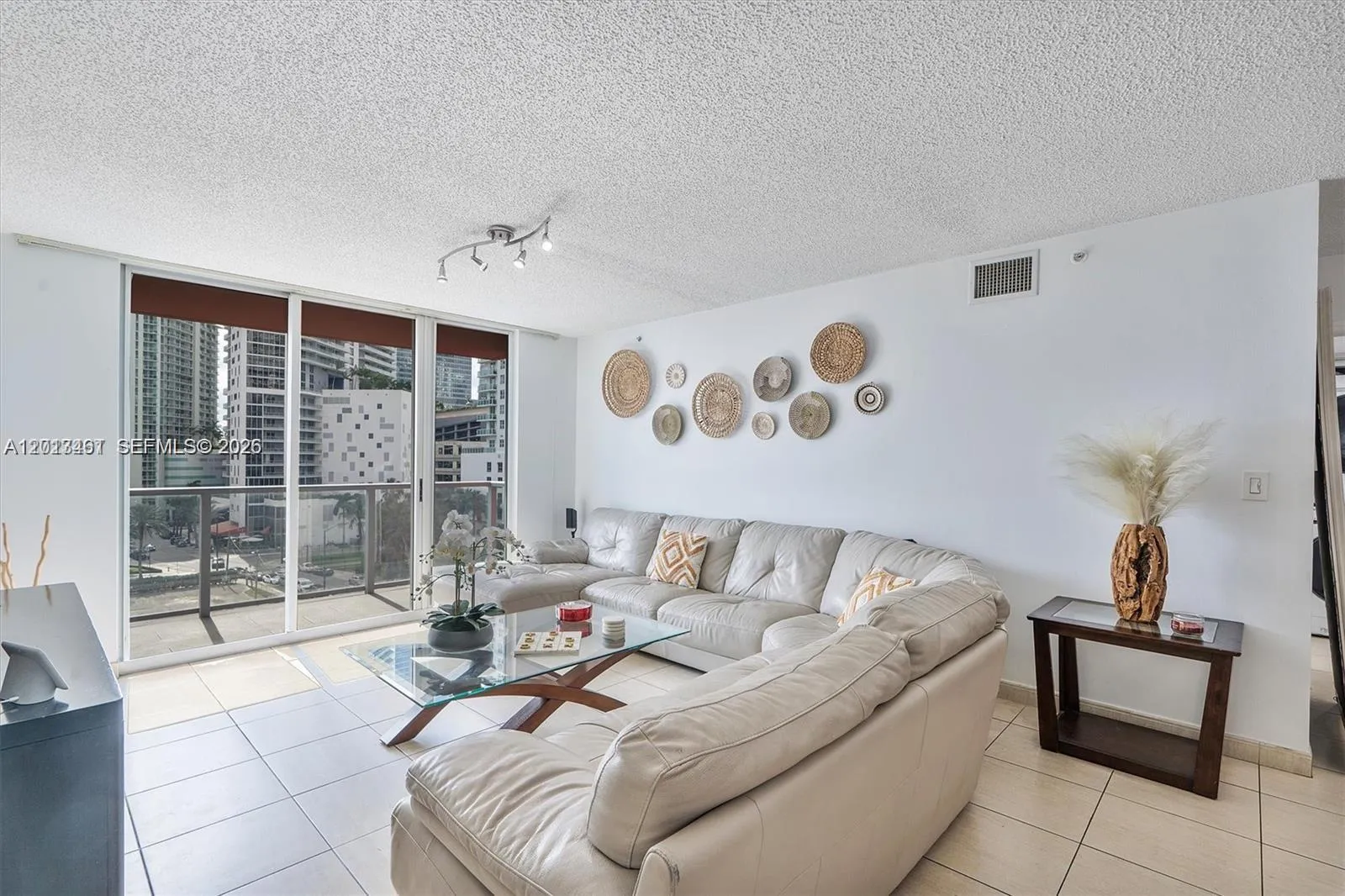 1155 Brickell Bay Dr # 603, Miami FL 33131