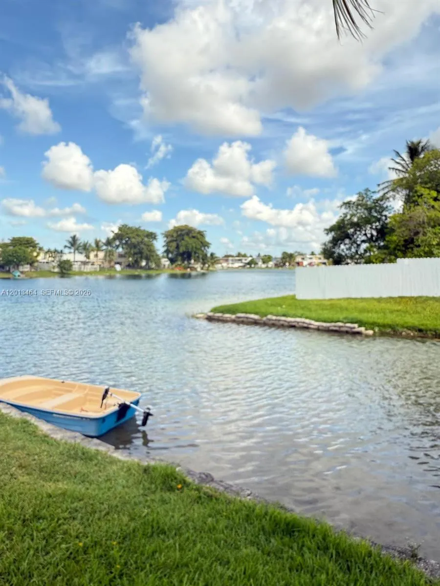 1790 W 75th St # 1790, Hialeah FL 33014