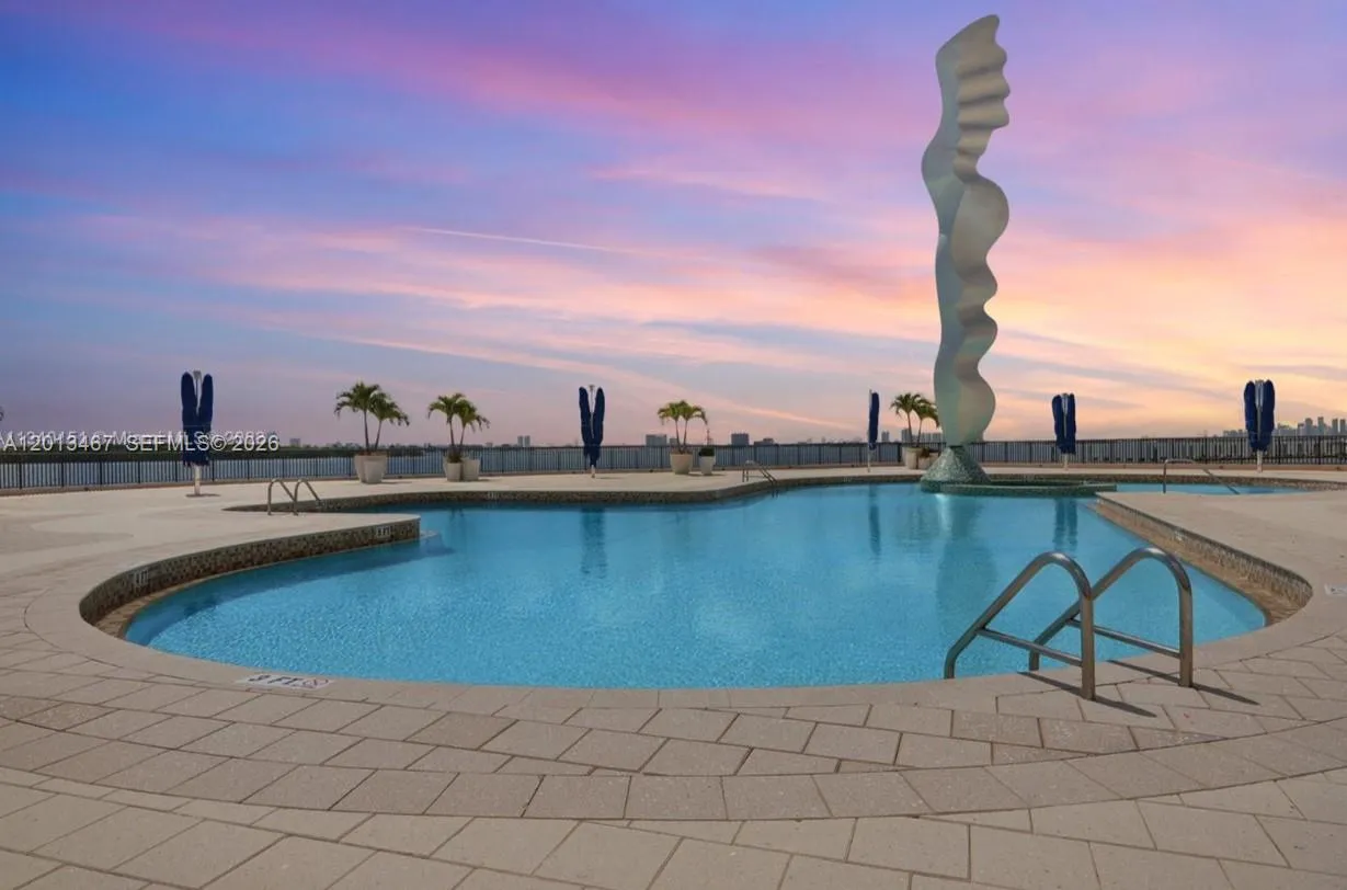 1800 NE 114th St # 601, Miami FL 33181