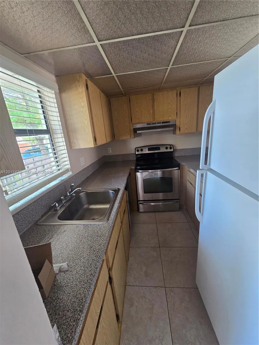 1630 Sandpiper Blvd, Homestead FL 33035