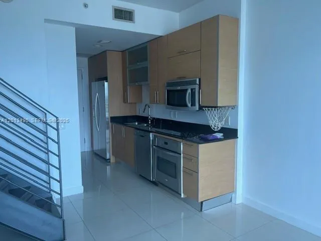60 SW 13th St # 1615, Miami FL 33130