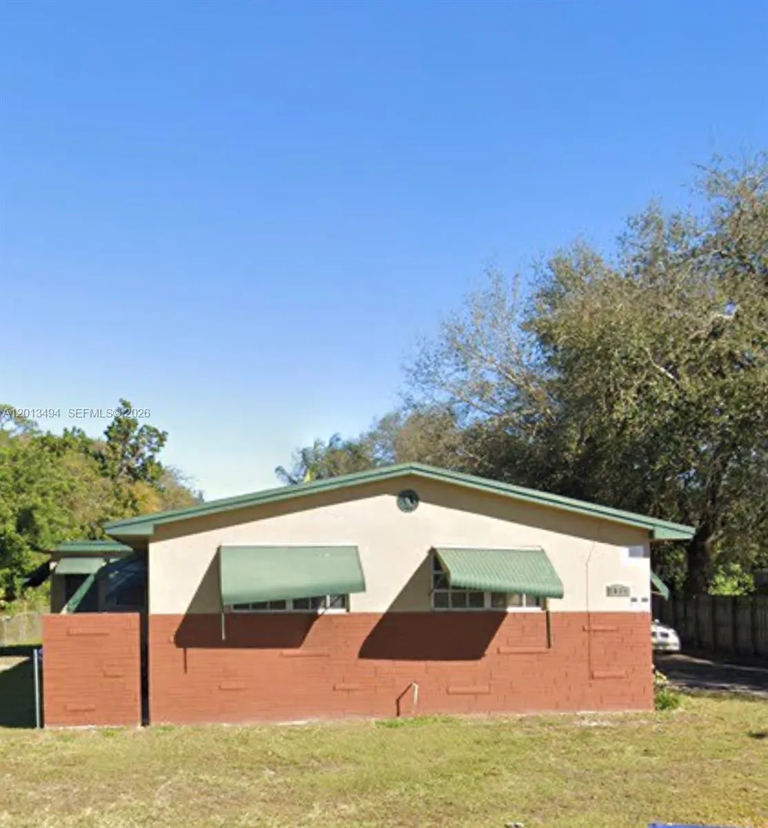 for sale at 5631 SW 27th St, West Park FL 33023