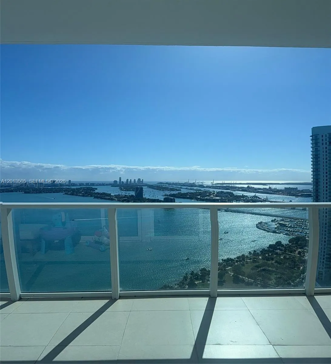 2020 N Bayshore Dr # 3804, Miami FL 33137