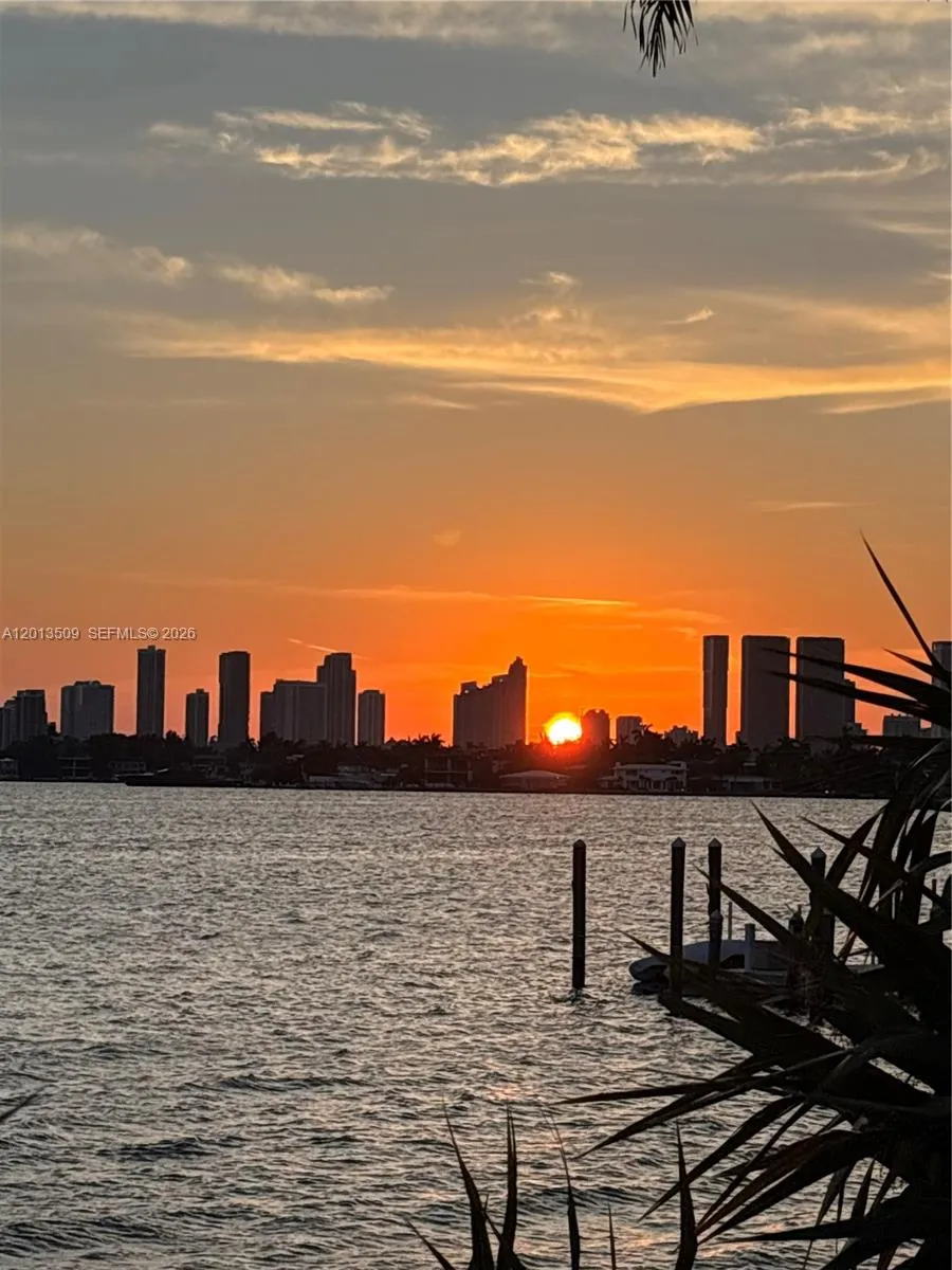 1500 Bay Rd # 1568S, Miami Beach FL 33139