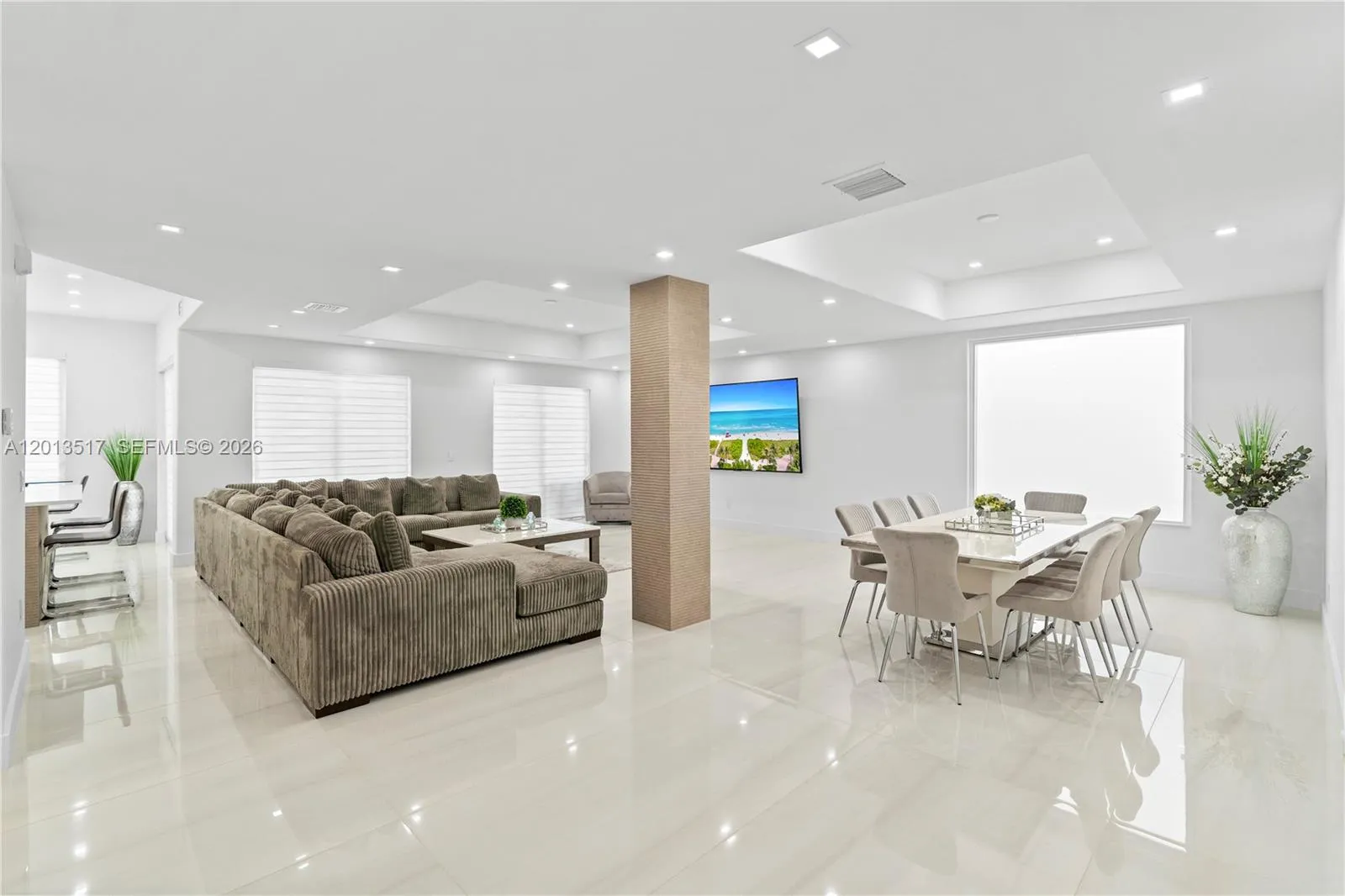 3188 NE 211th Ter, Aventura FL 33180