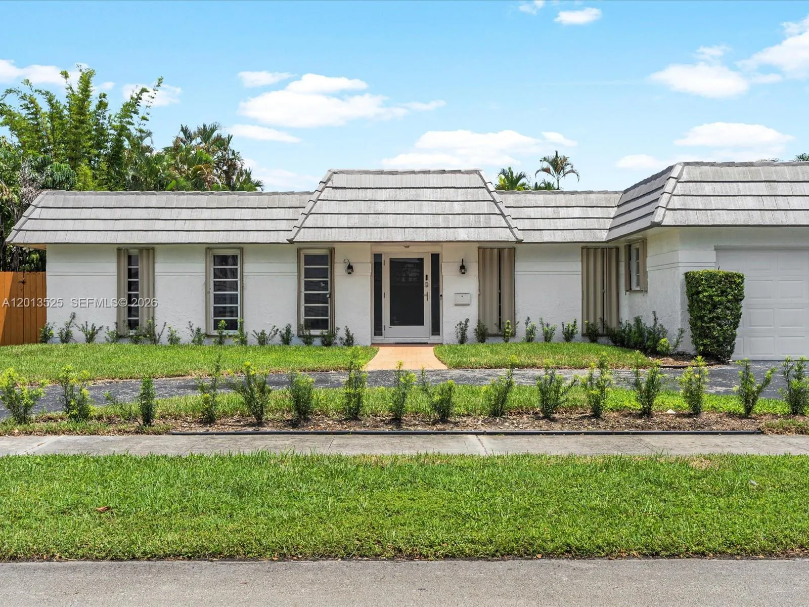 3721 N 55th Ave, Hollywood FL 33021