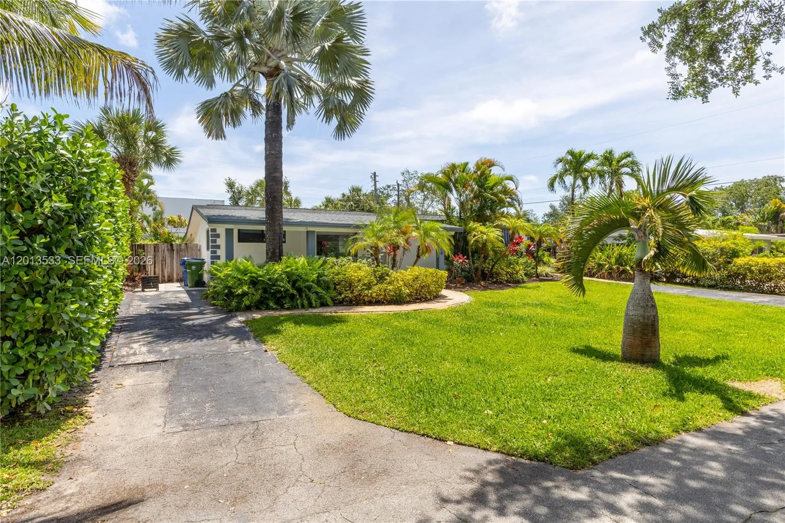 2716 NW 3rd Ave, Wilton Manors FL 33311
