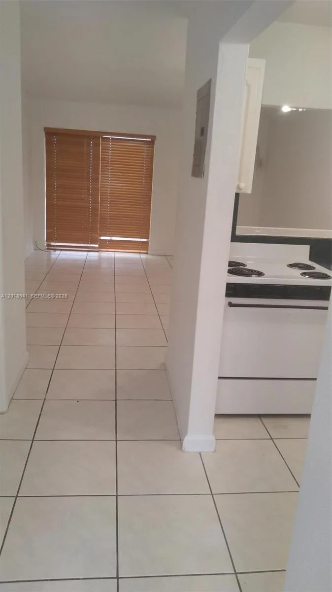 1441 Lincoln Rd # 414, Miami Beach FL 33139