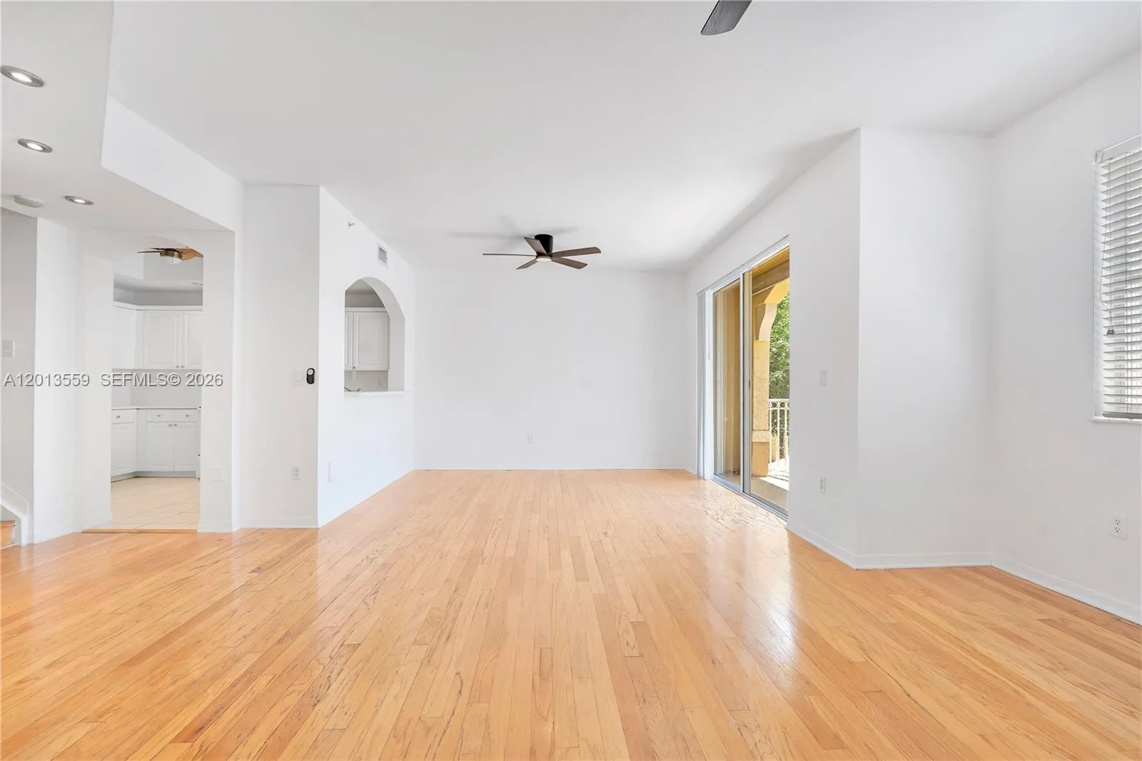 8912 W Flagler St # 212, Miami FL 33174