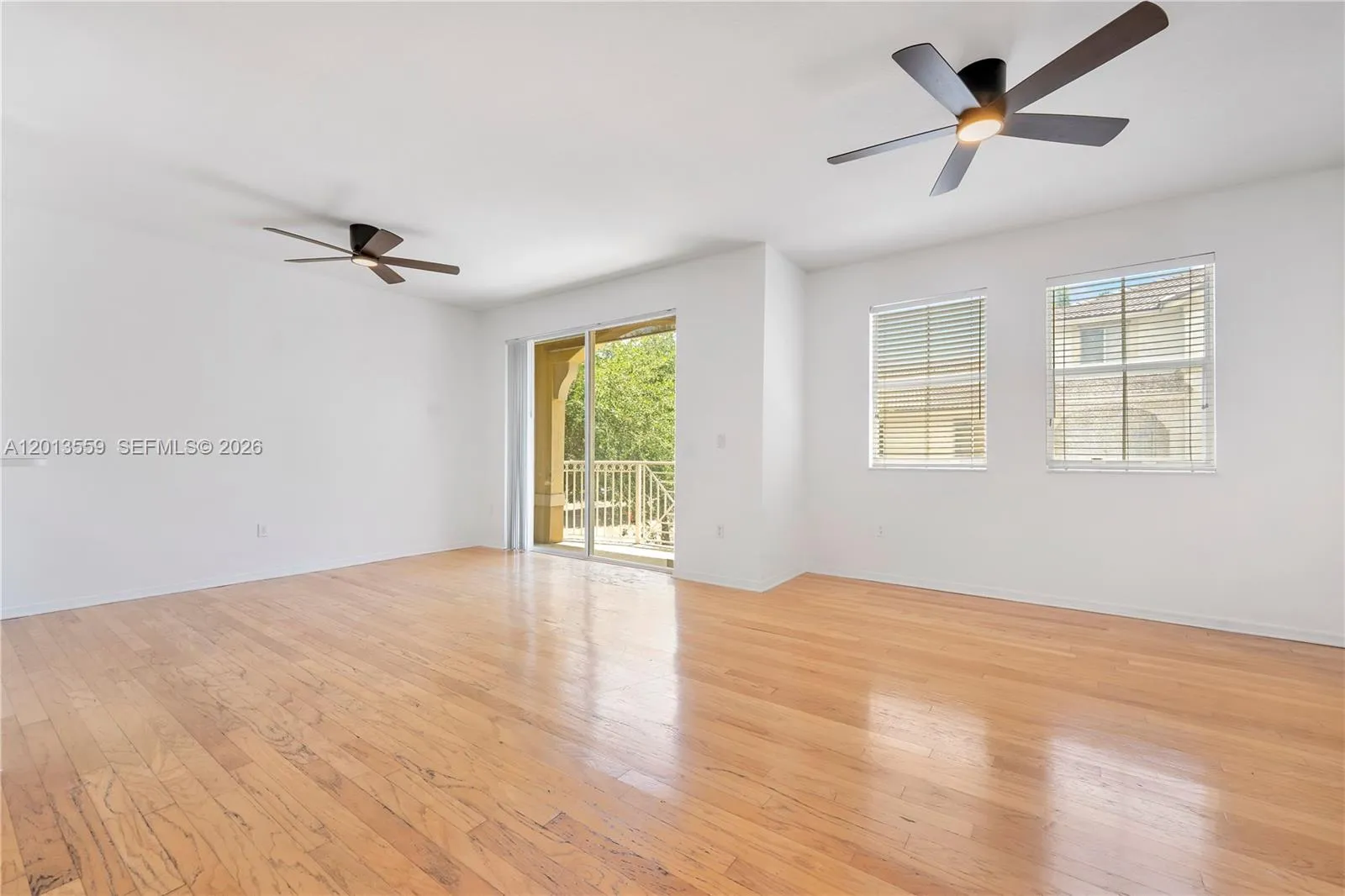 8912 W Flagler St # 212, Miami FL 33174