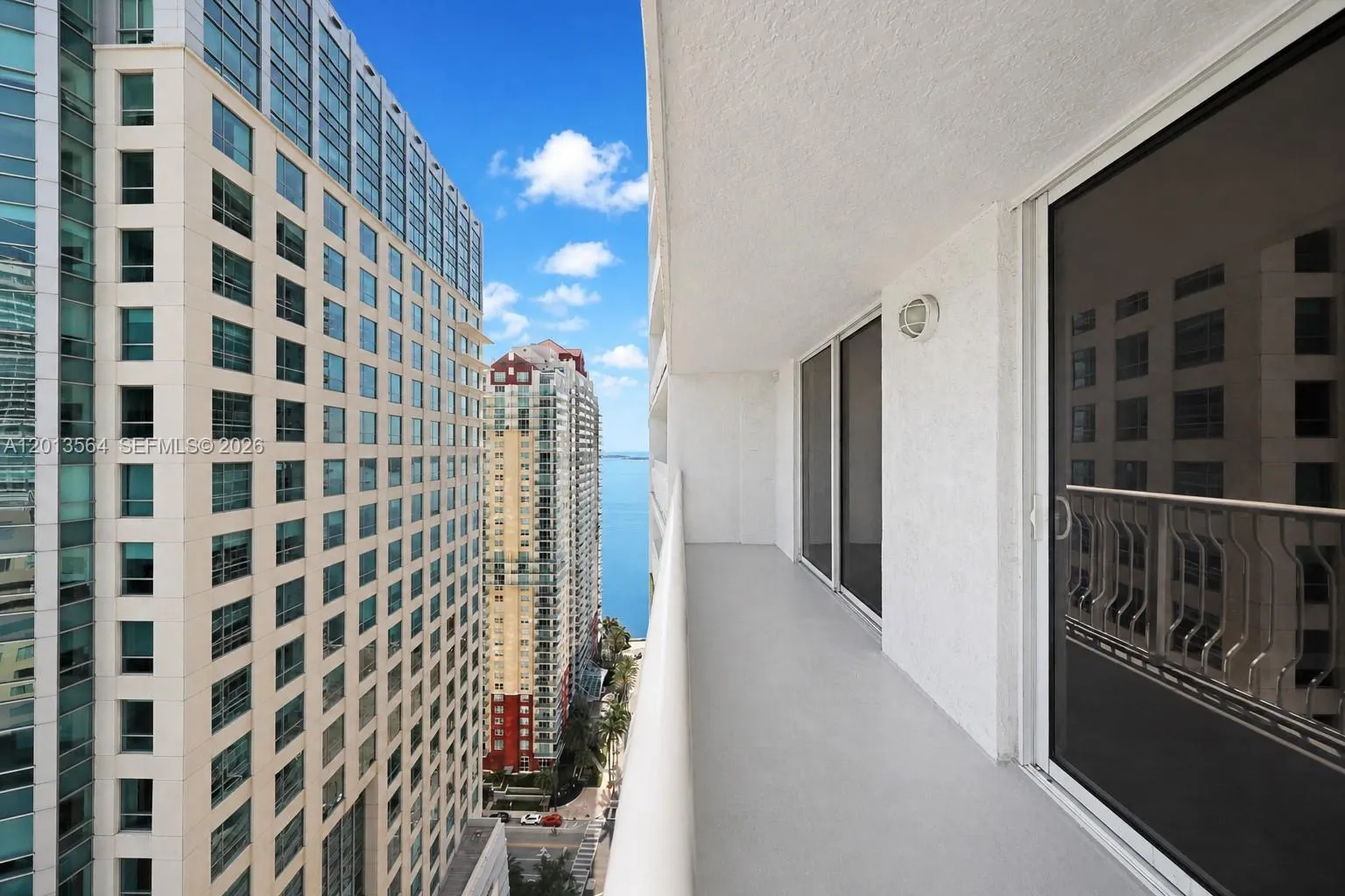 1200 Brickell Bay Dr # 3122, Miami FL 33131