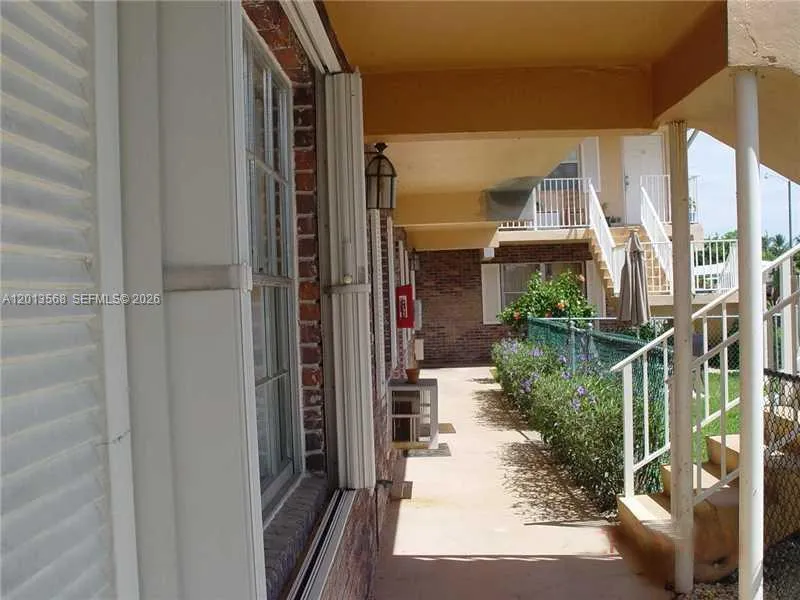 2665 Middle River Dr # 1, Fort Lauderdale FL 33306