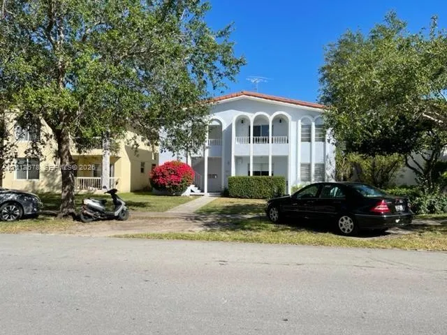 517 Menendez Ave, Coral Gables FL 33146