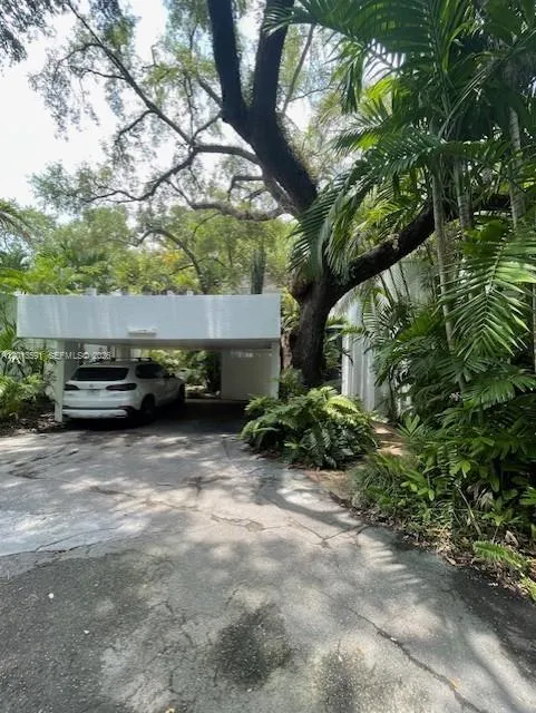 3026 Day Ave # 3026, Miami FL 33133