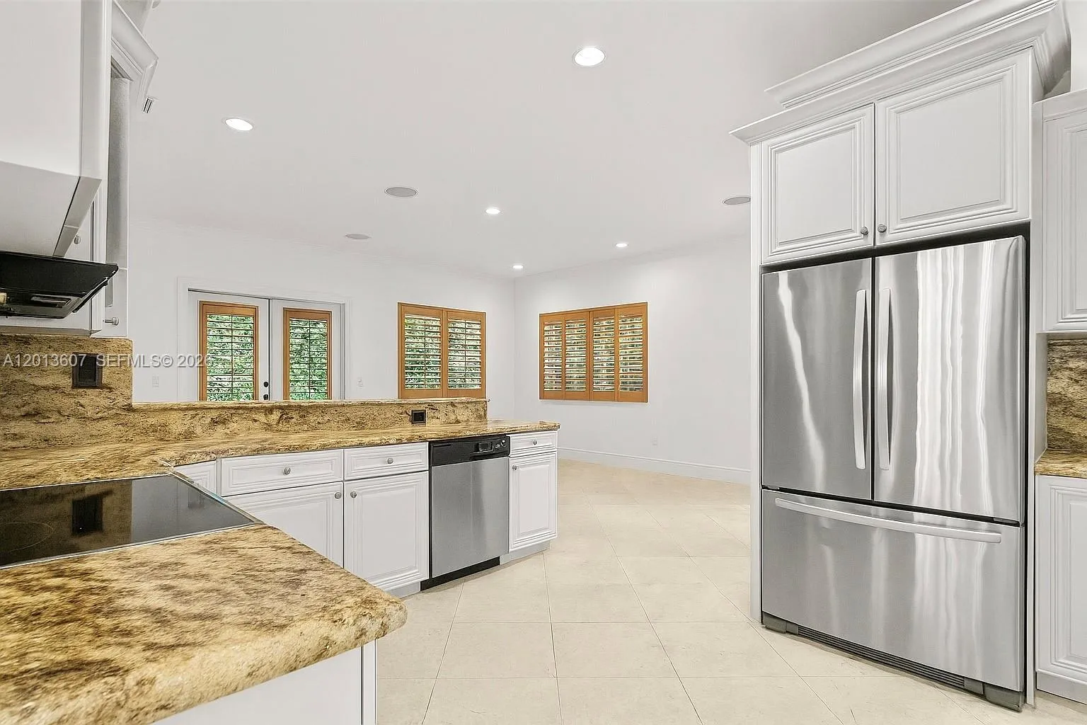16763 NW 77th Path, Miami Lakes FL 33016