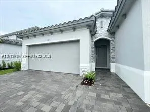 863 SE 26th Ter # 0, Homestead FL 33035