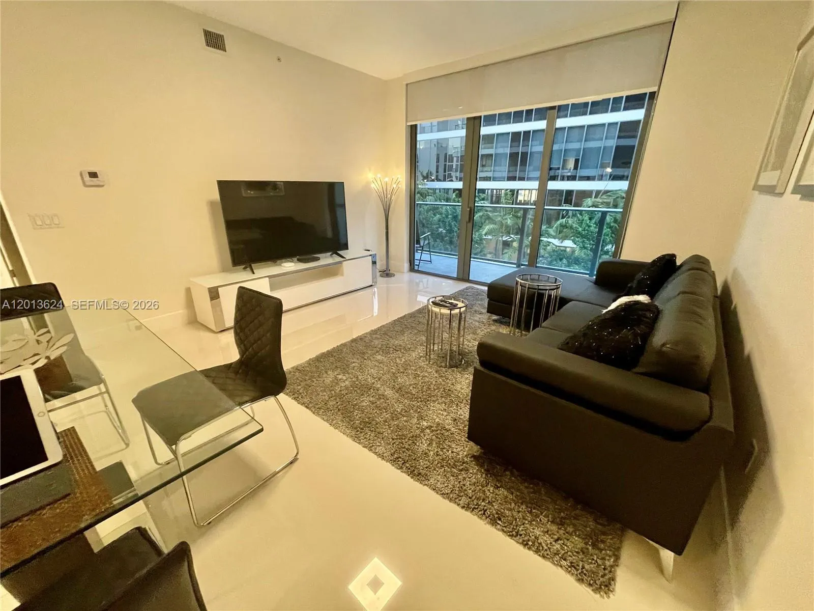 2960 NE 207th # 707, Aventura FL 33180