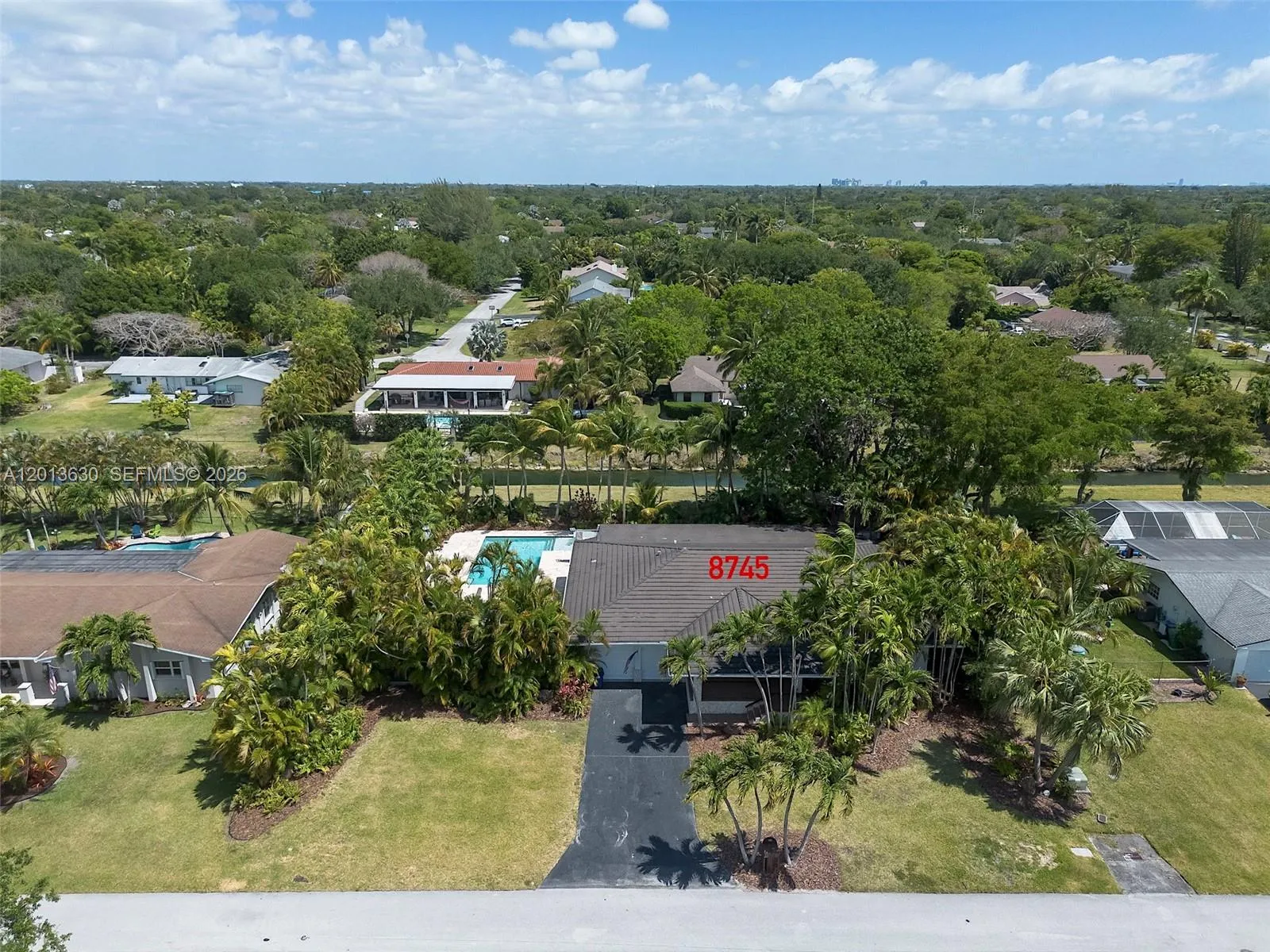 8745 SW 182nd Ter, Palmetto Bay FL 33157
