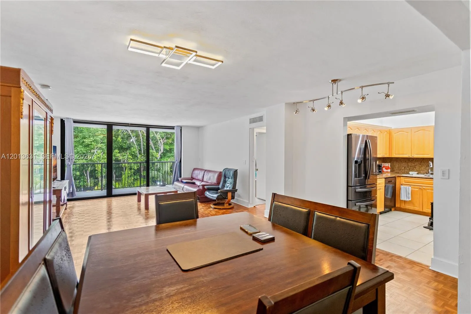 101 Ocean Lane Dr # 209, Key Biscayne FL 33149