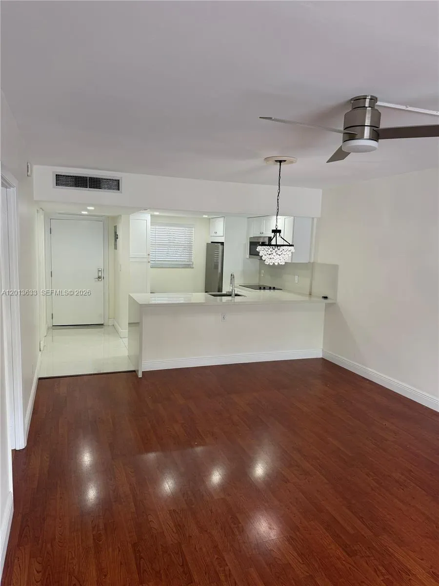 100 Edgewater Dr # 204, Coral Gables FL 33133