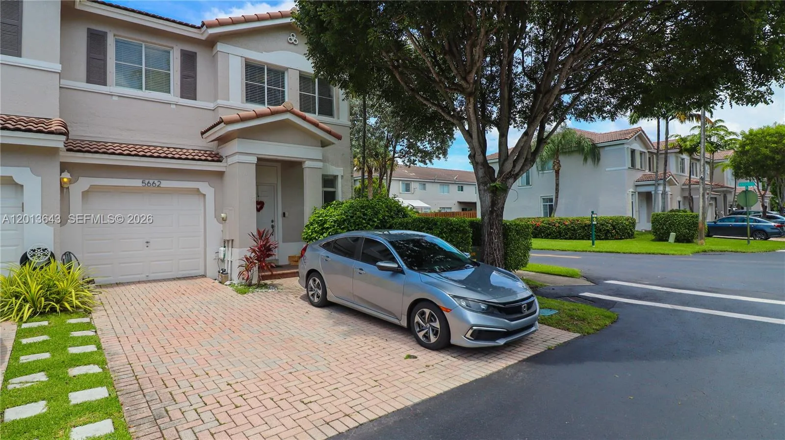 5662 NW 112th Ct, Doral FL 33178