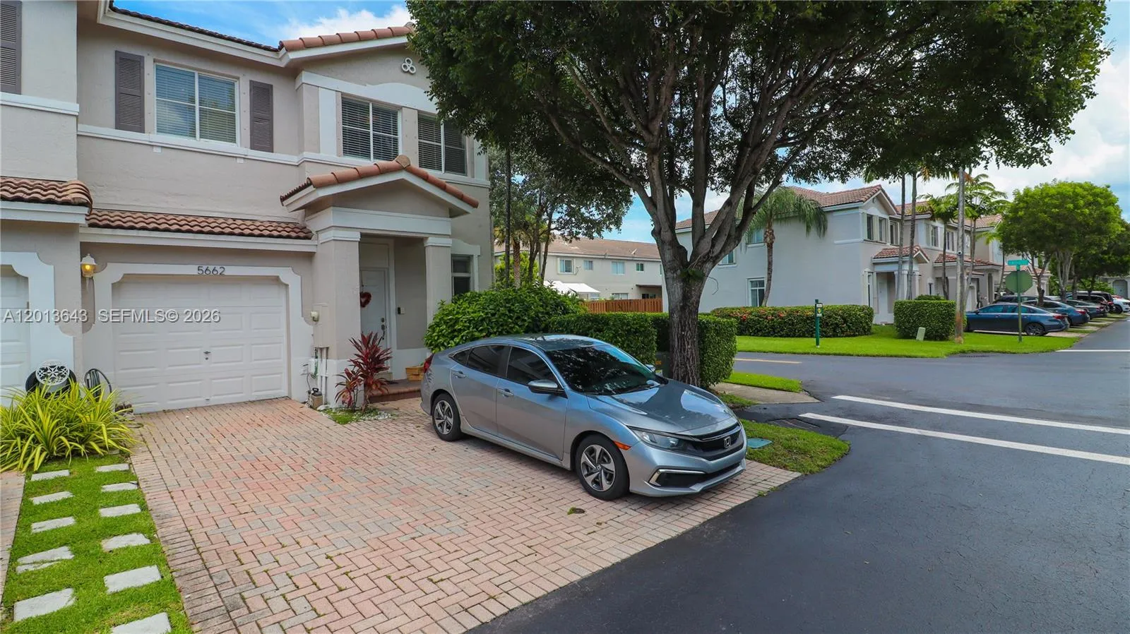 5662 NW 112th Ct, Doral FL 33178