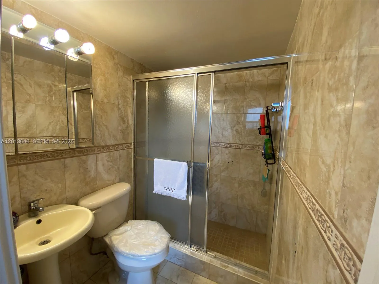 5050 NW 7th St # 312, Miami FL 33126