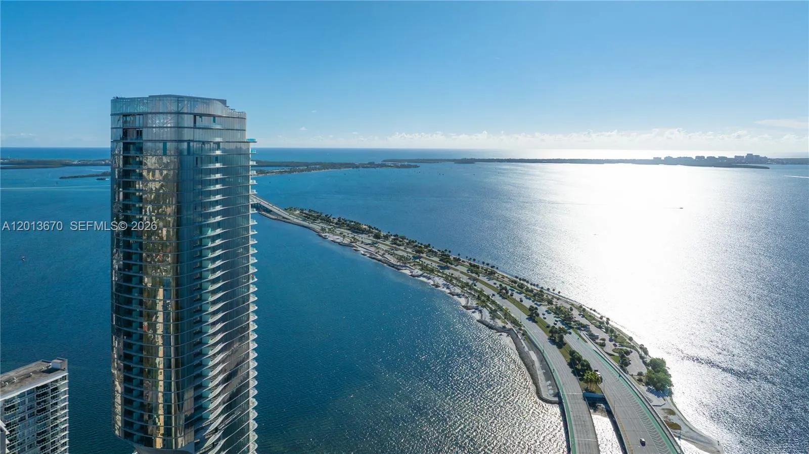 5 bedroom 6 bath for sale at 175 SE 25th Rd # 4202, Miami FL 33129