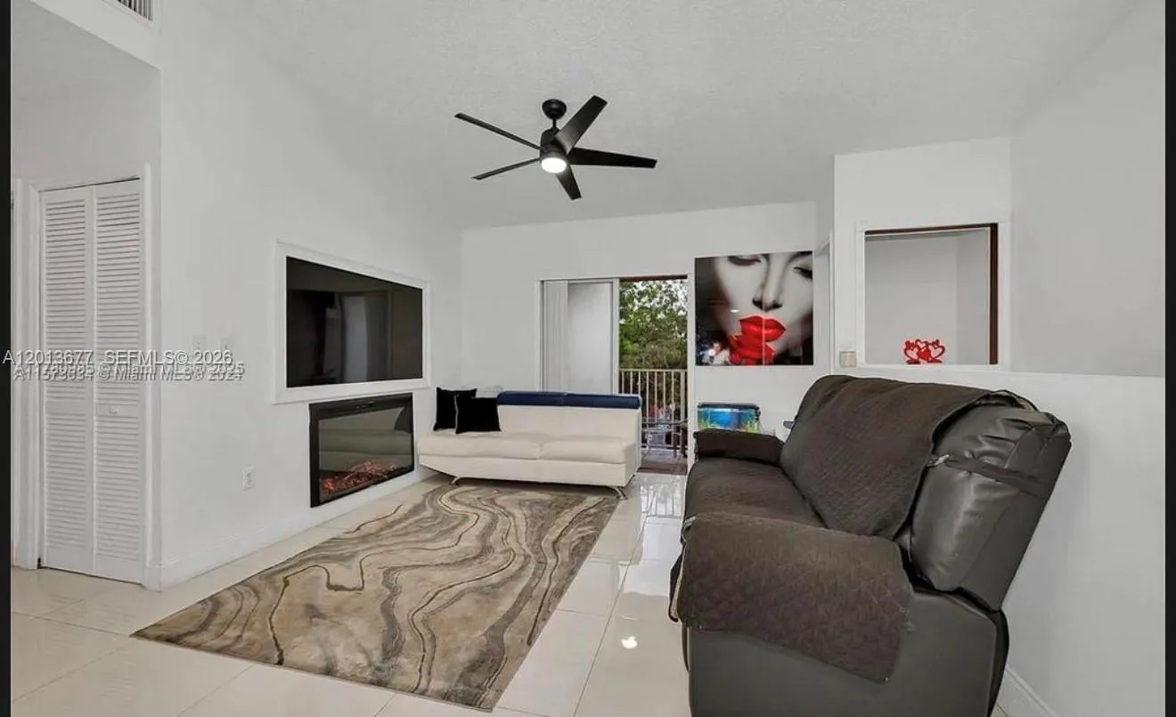 5820 W 18th Ln # 202, Hialeah FL 33012