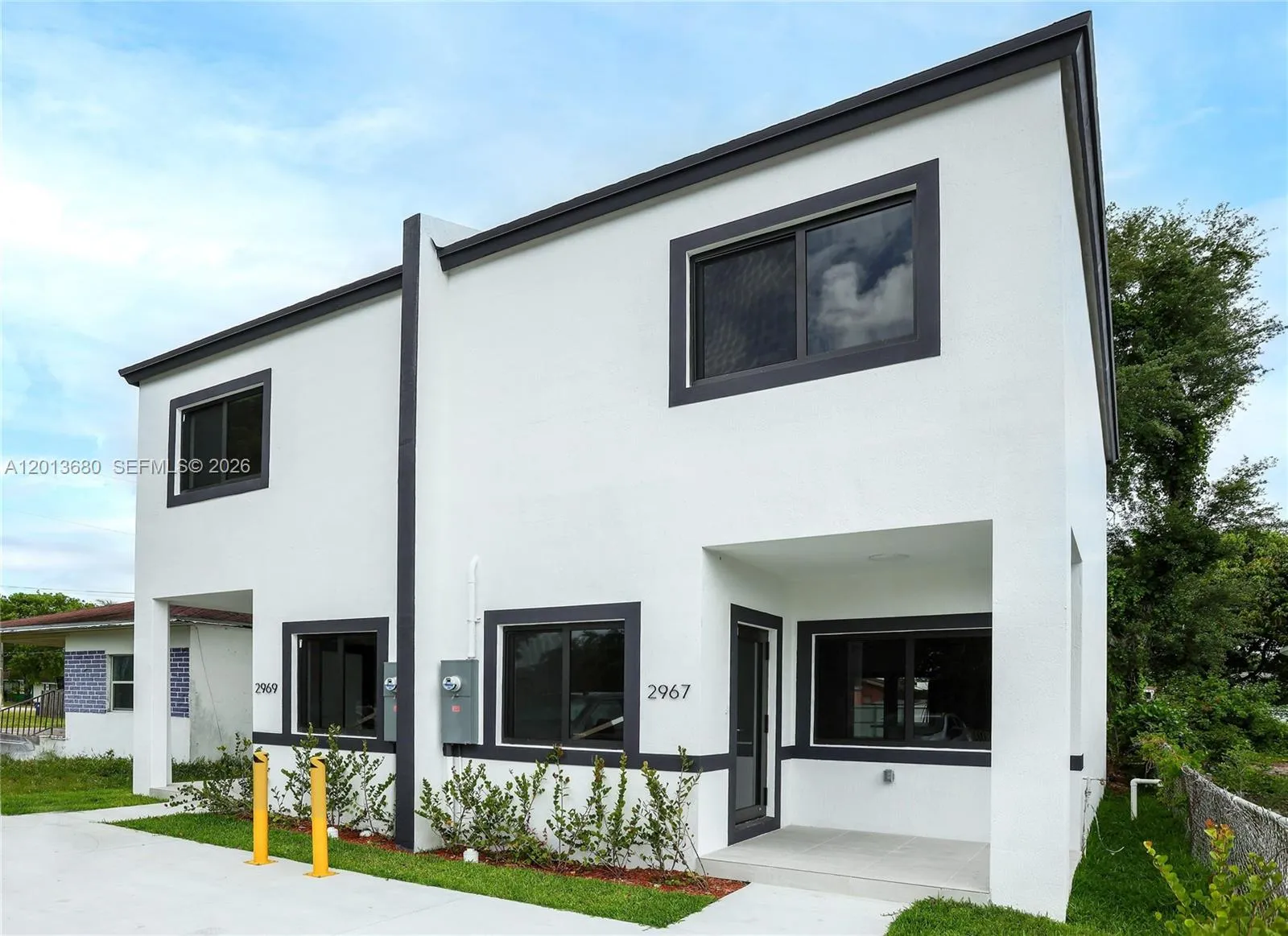 2967 NW 59 St, Miami FL 33142