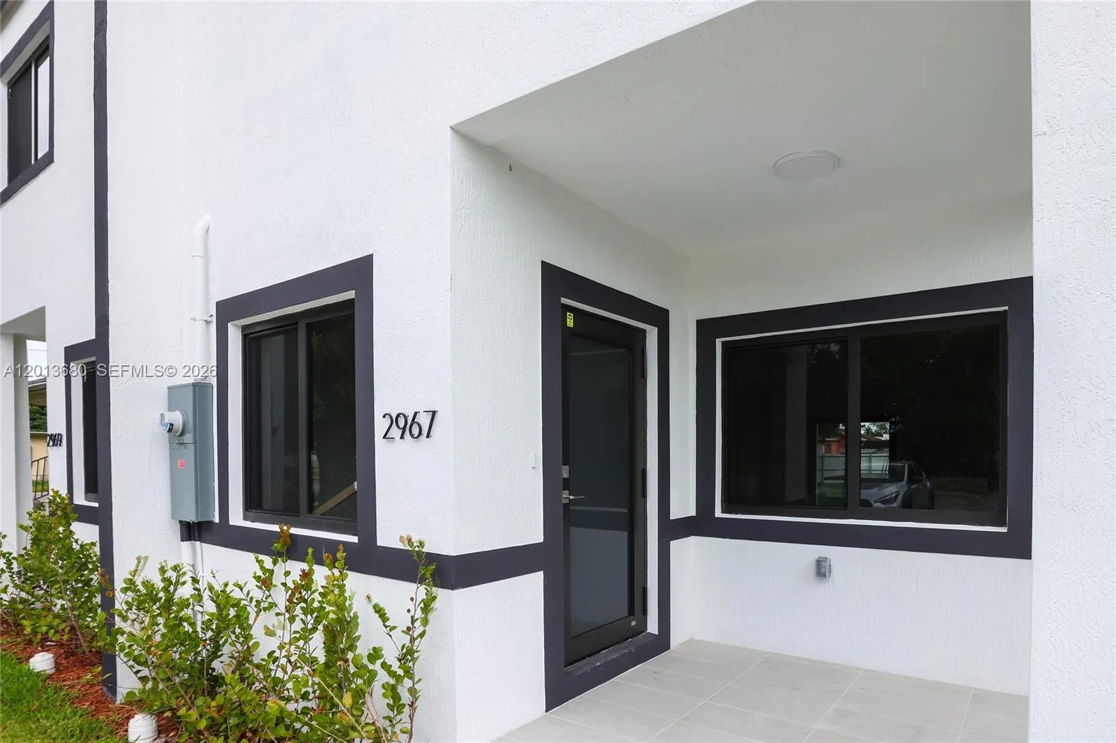 2967 NW 59 St, Miami FL 33142