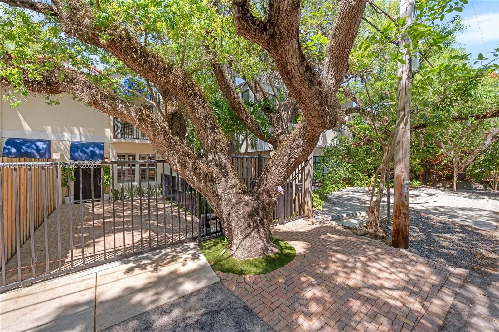 3274 Gifford Ln # 3274, Miami FL 33133