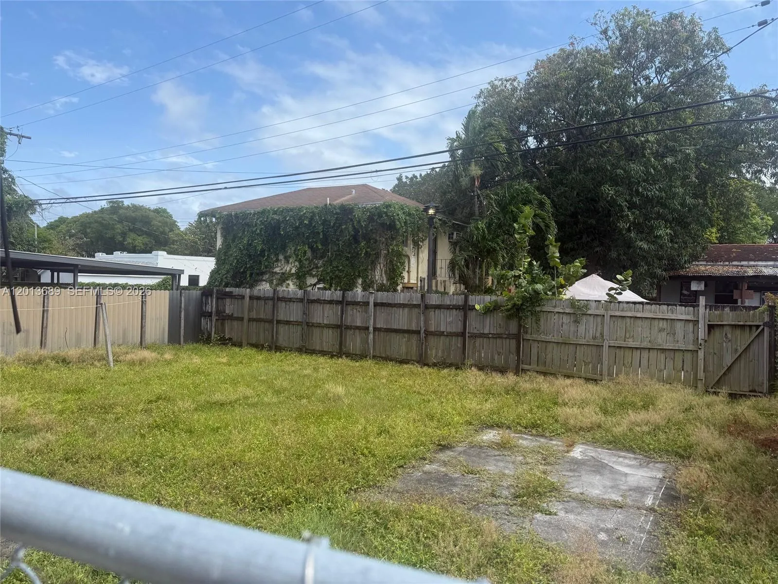 836 NW 49th St, Miami FL 33127