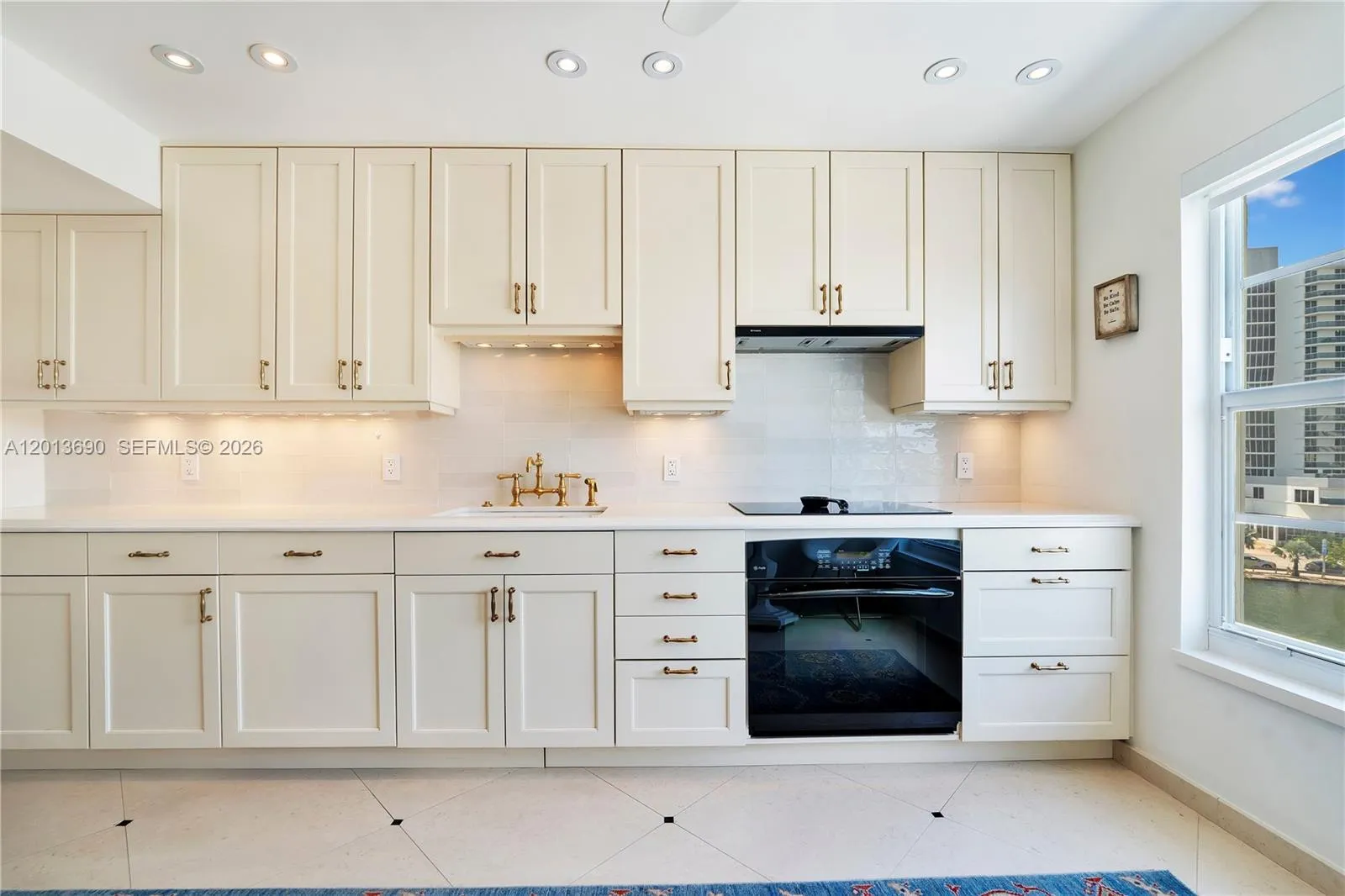 2455 Flamingo Dr # 501, Miami Beach FL 33140