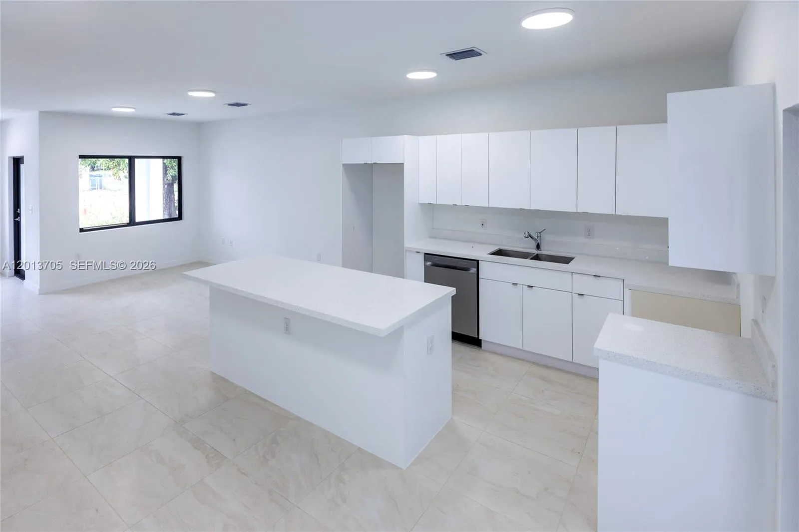 2969 NW 59 St, Miami FL 33142
