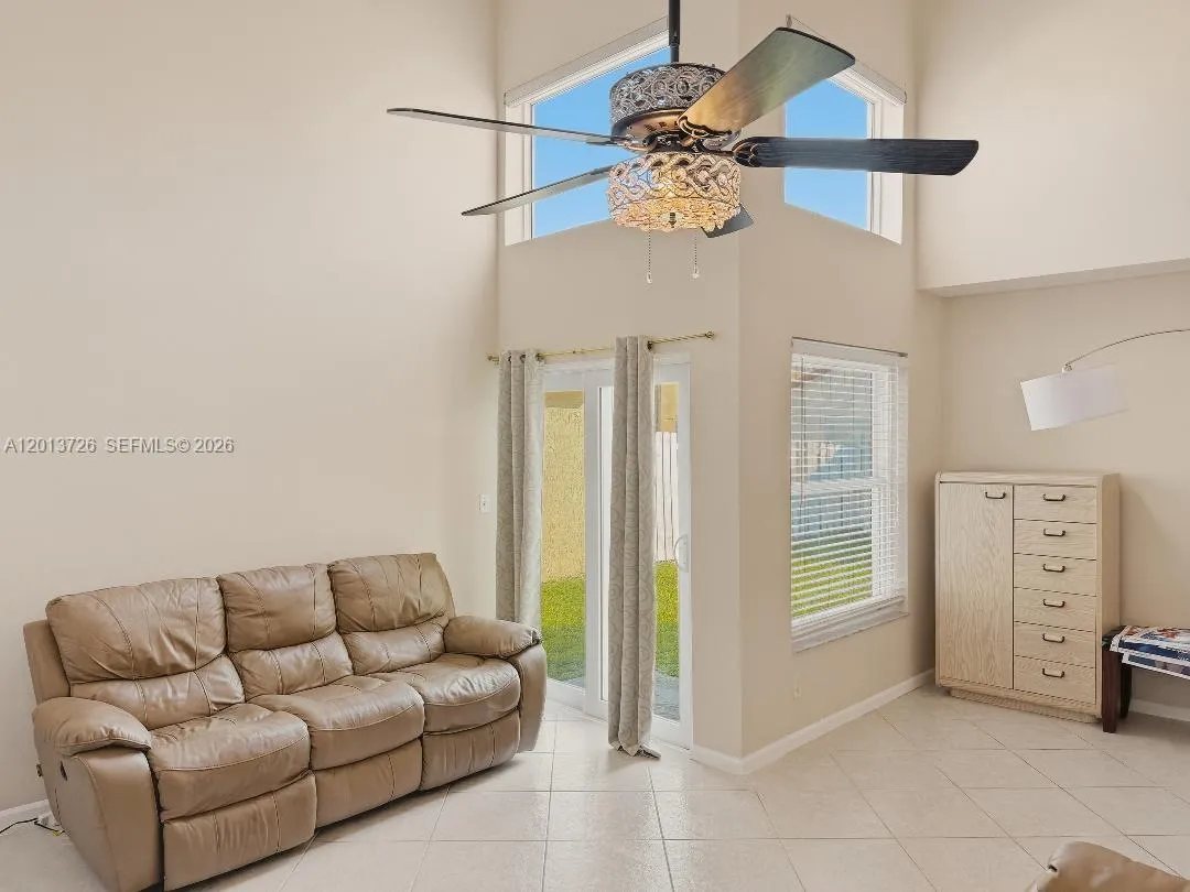 6001 NW 43rd Ter, Coconut Creek FL 33073