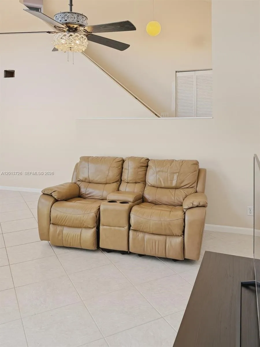 6001 NW 43rd Ter, Coconut Creek FL 33073
