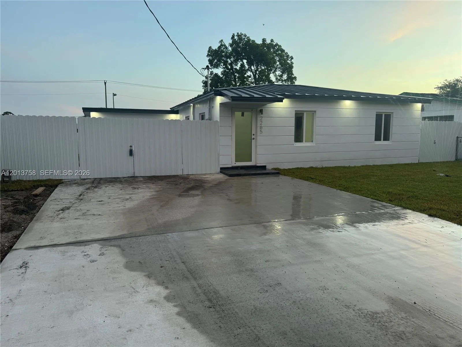 2265 NW 155 ST, Miami Gardens FL 33054