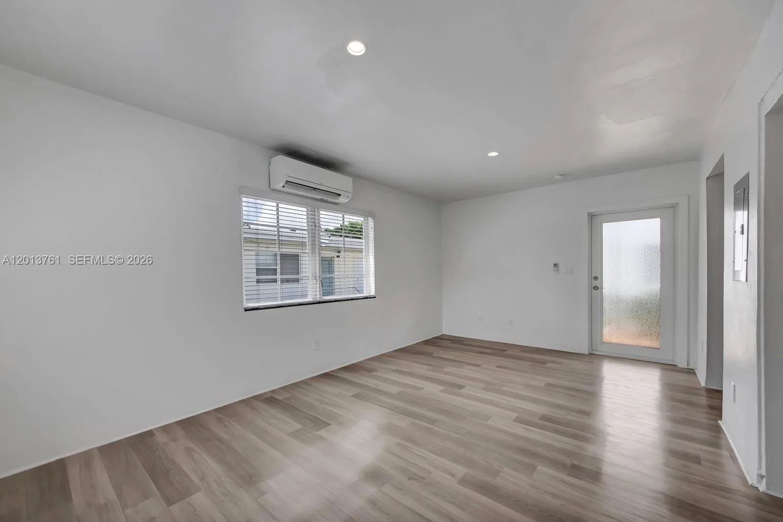 570 NE 68th St # 8, Miami FL 33138
