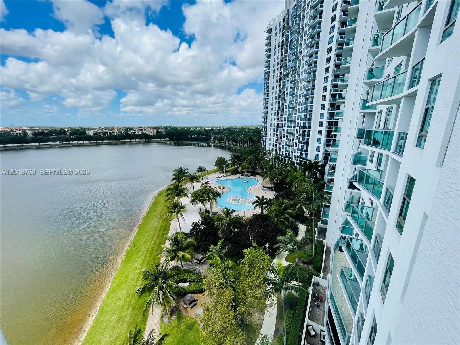 2681 N Flamingo Rd # 902S, Sunrise FL 33323