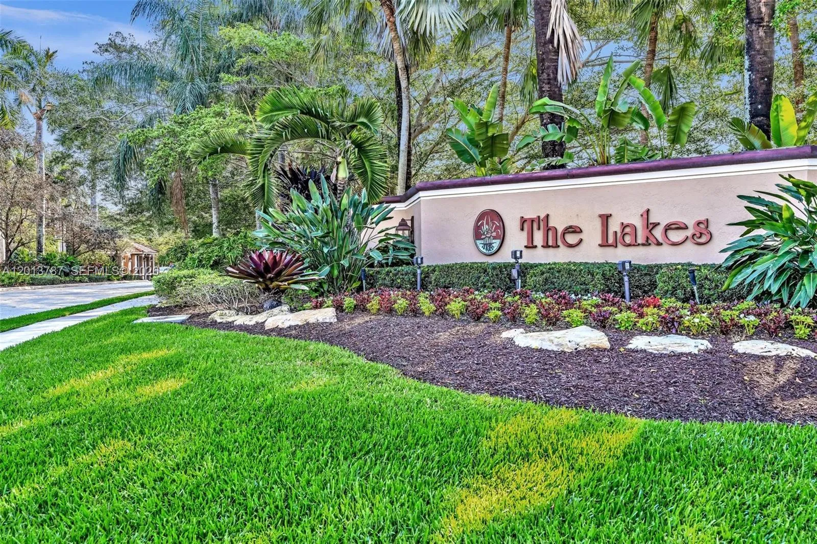 103 Cameron Ct, Weston FL 33326