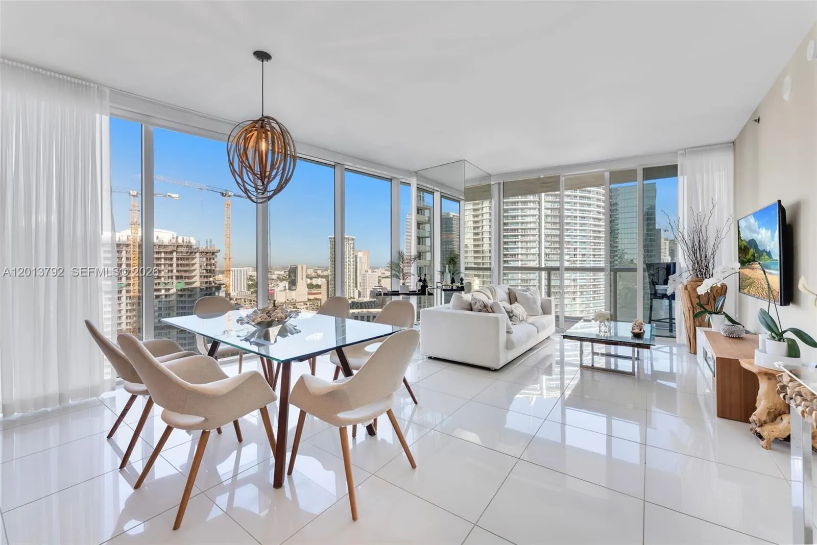 475 Brickell Ave # 3515, Miami FL 33131