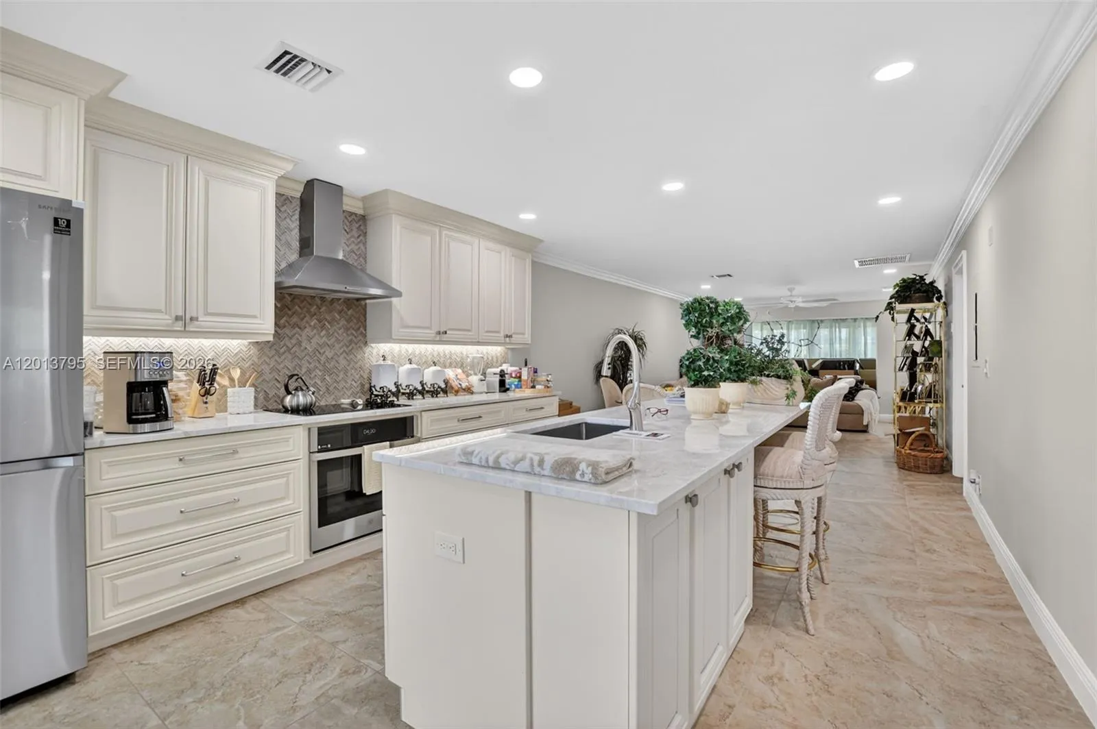 8749 Belle Aire Dr, Boca Raton FL 33433