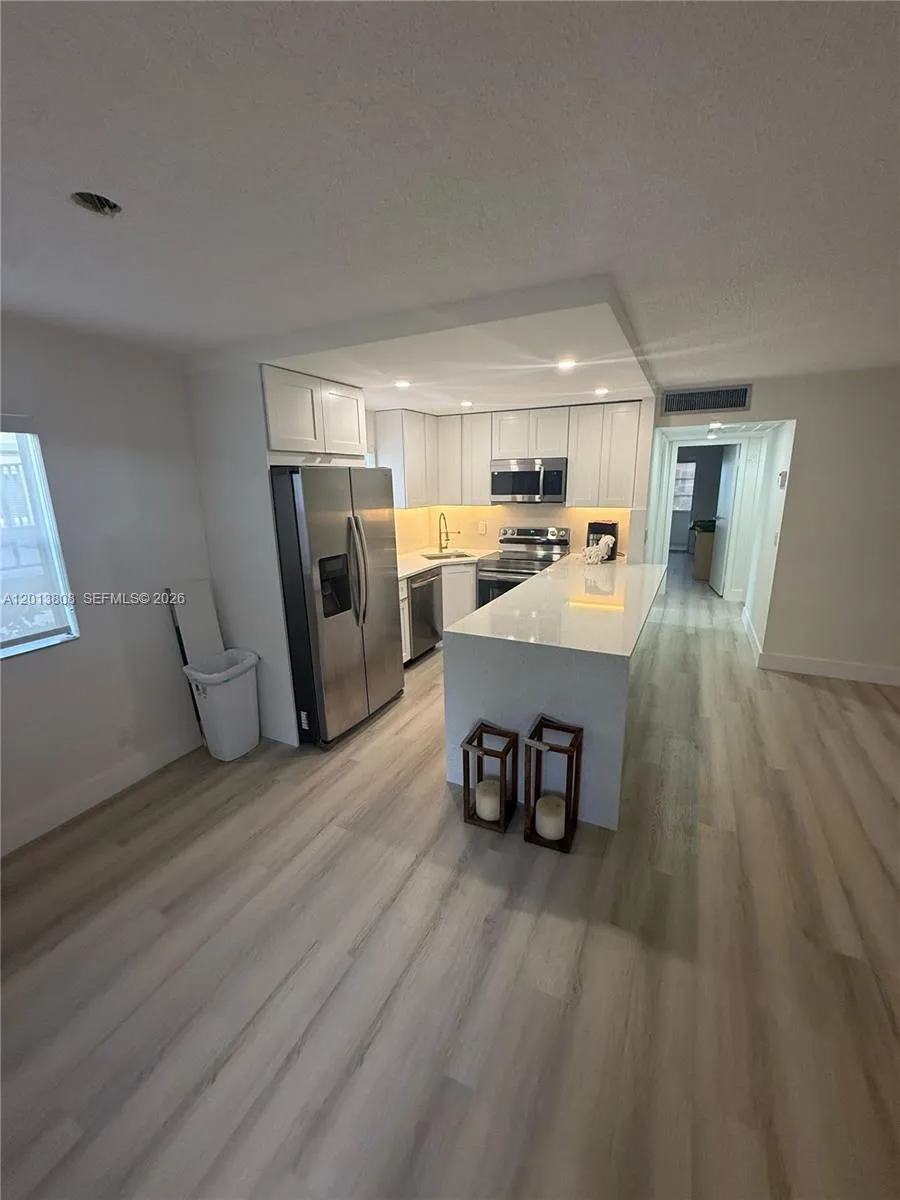 200 E Monaco  E # 200, Delray Beach FL 33446