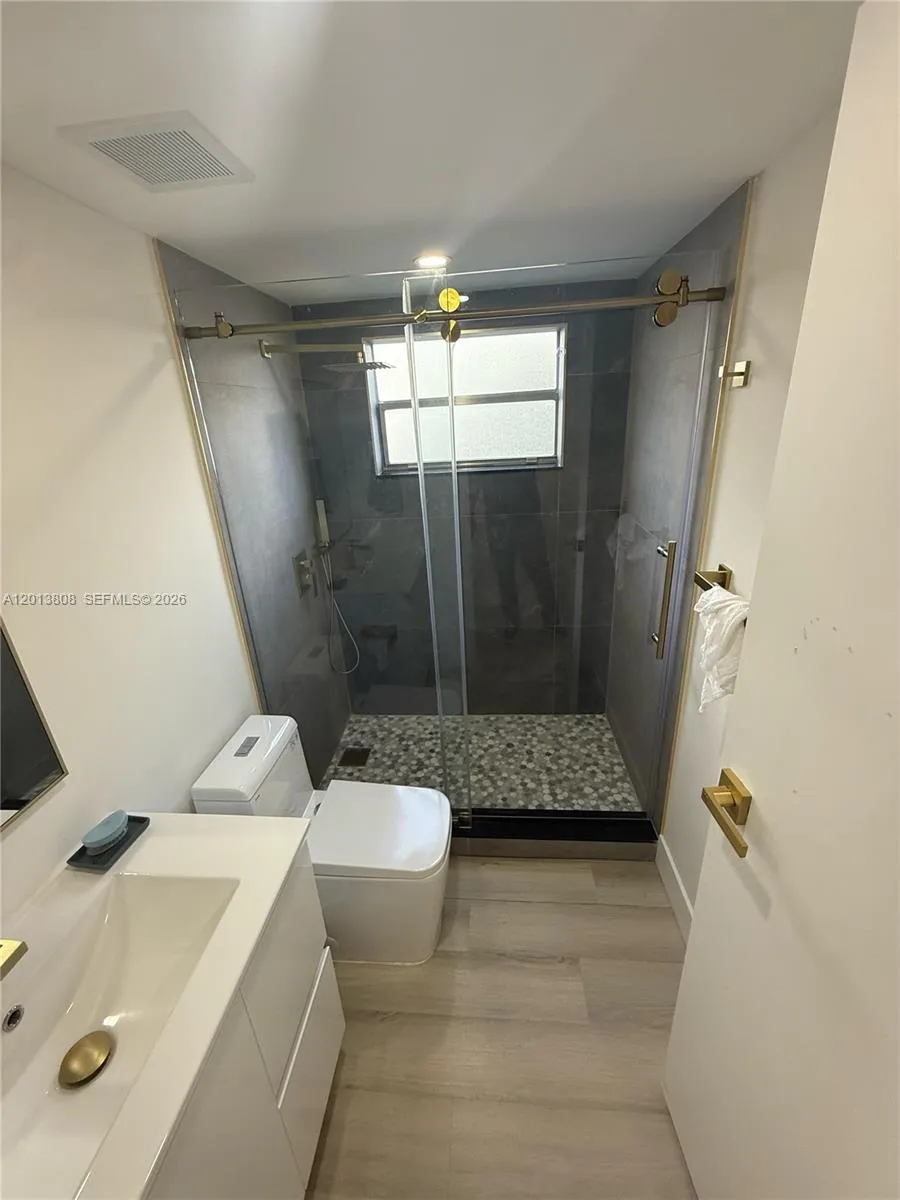 200 E Monaco  E # 200, Delray Beach FL 33446