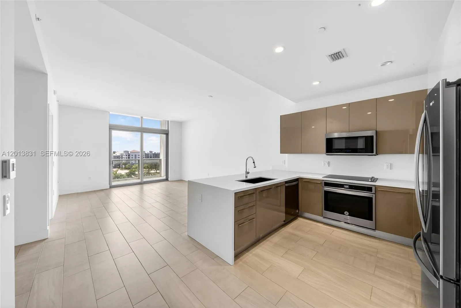 2000 Metropica Way # 615, Sunrise FL 33323