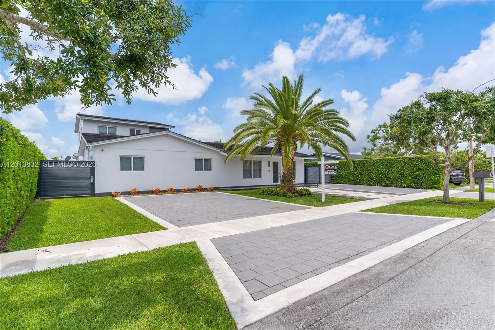 3112 Village Green Dr, Miami FL 33175