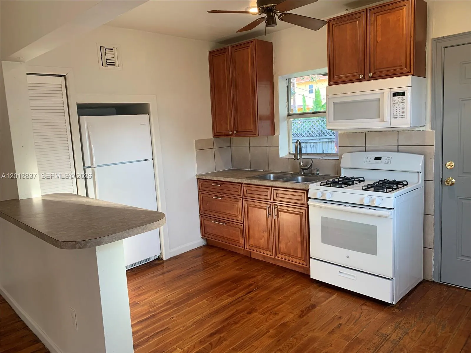 1806 Funston St # 1, Hollywood FL 33020