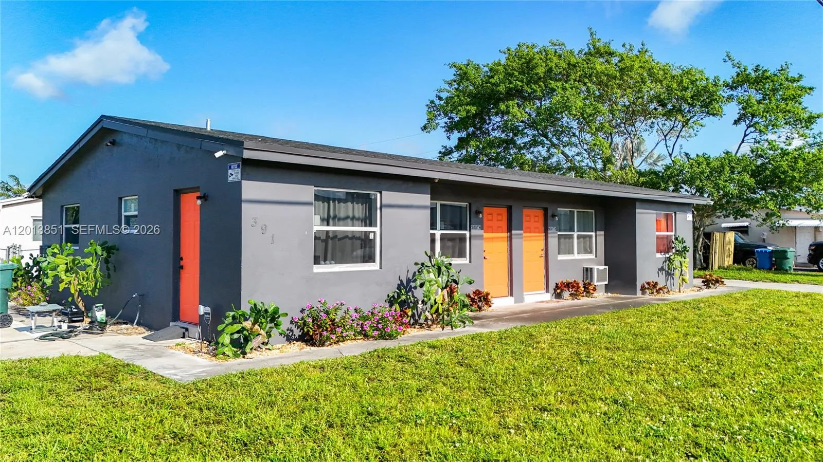 391 NE 42nd Ct, Oakland Park FL 33334