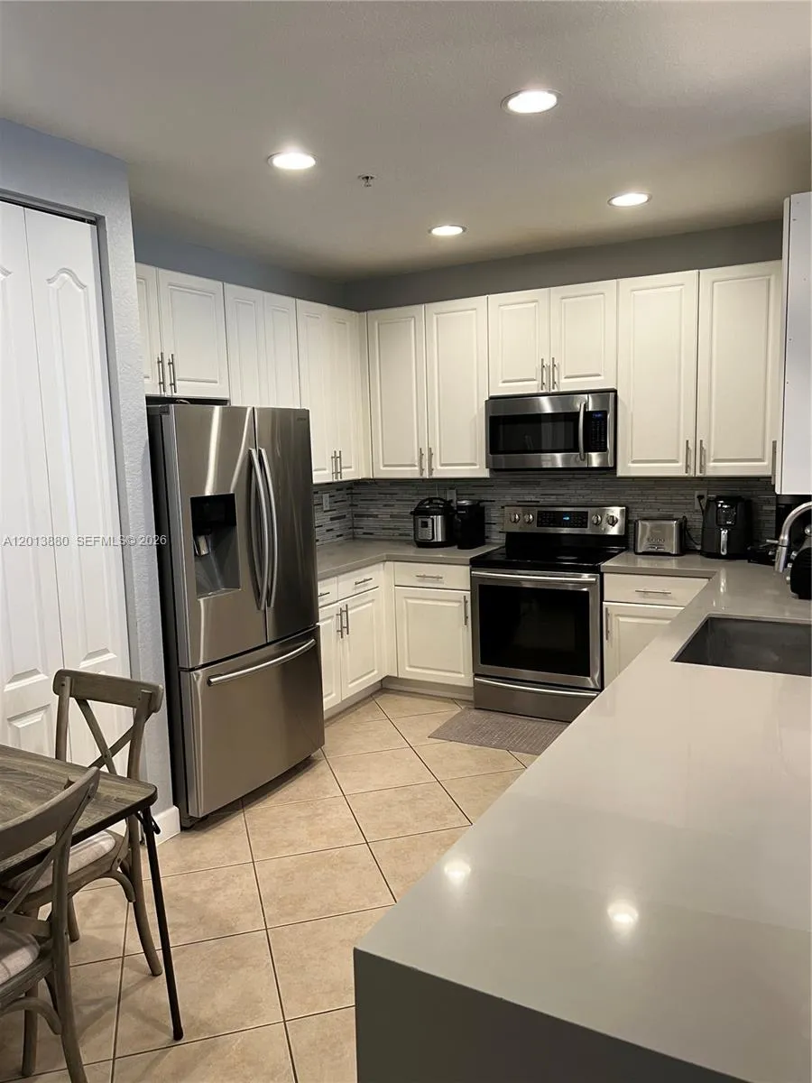 808 SW 147th Ave # 3608, Pembroke Pines FL 33027